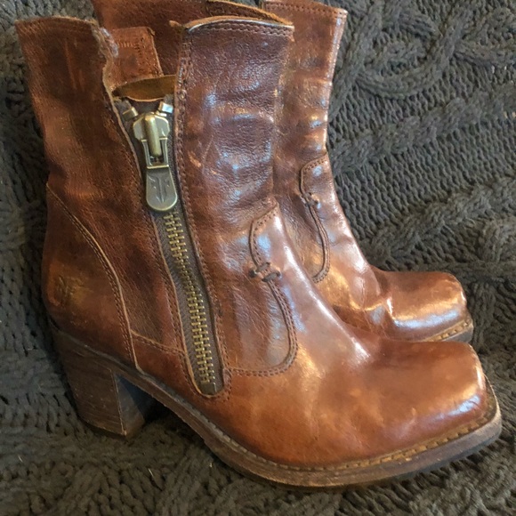 Frye boots - Picture 1 of 2